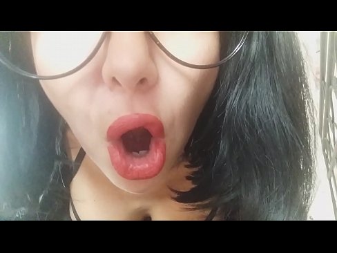 ❤️ Għasel, il-mammma tiegħek mhux se tħallik tmur l-iskola llum... Għandi bżonnek wisq... ❤ Porn Russu lilna